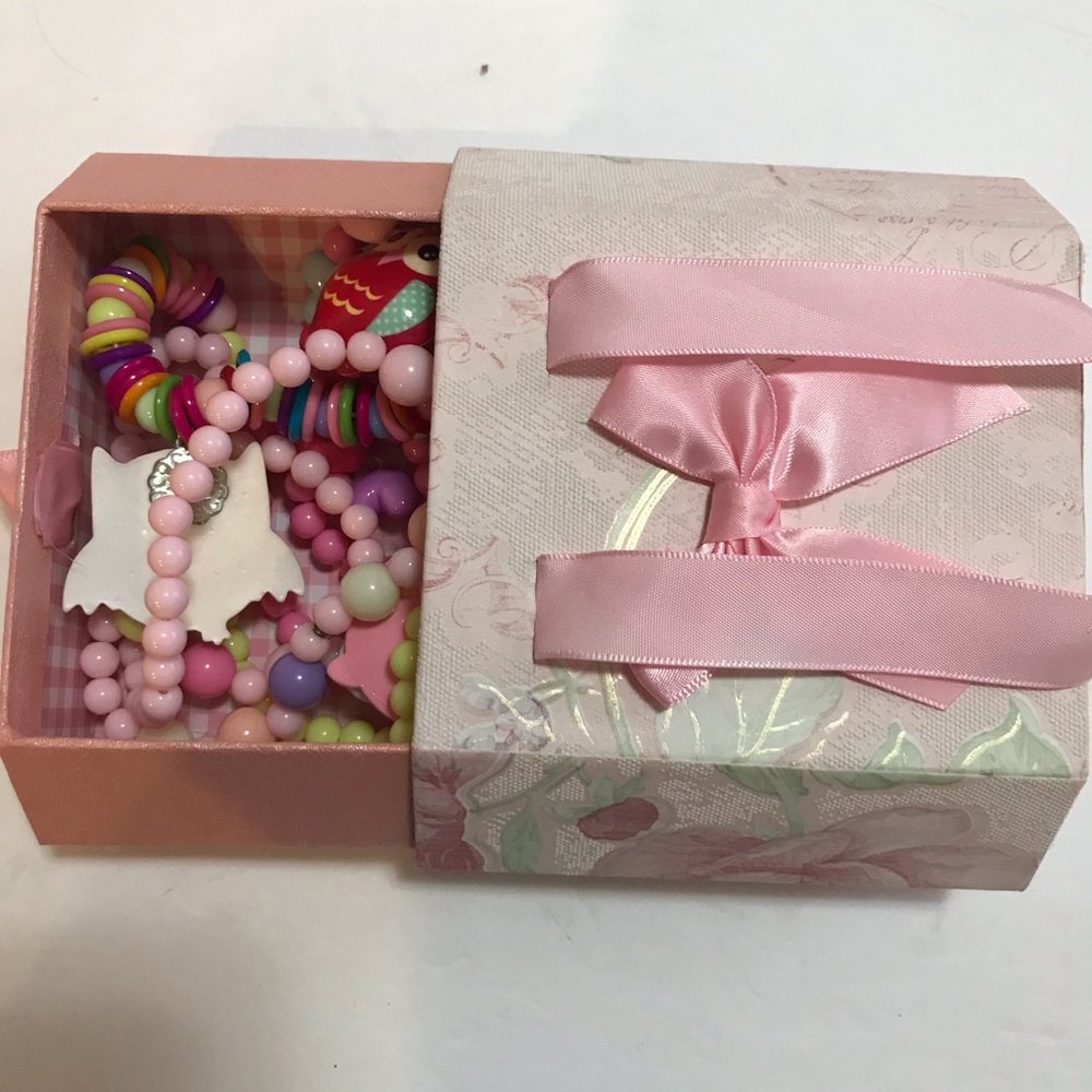 Little girls jewelry - necklaces and box